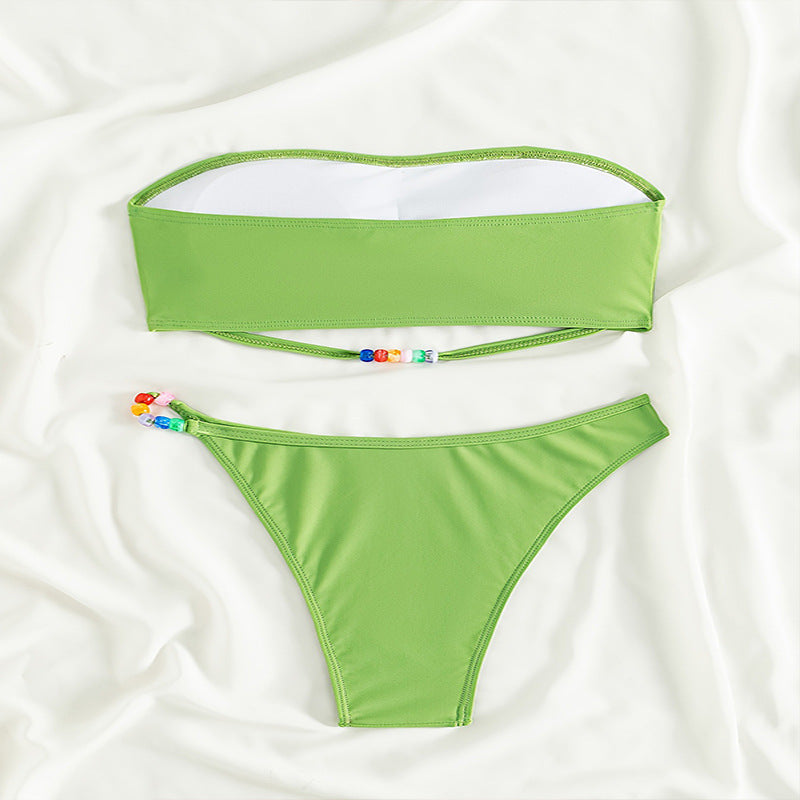 Damen Bandeau-Bikini-Set mit modischen Schnürdetails und zierlichem Anhänger Drune