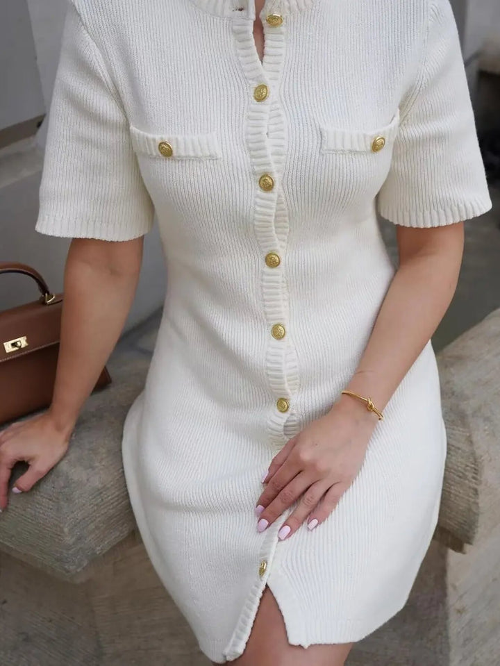 Damen Strickkleid mit Knopfleiste und dekorativen Taschen Drune