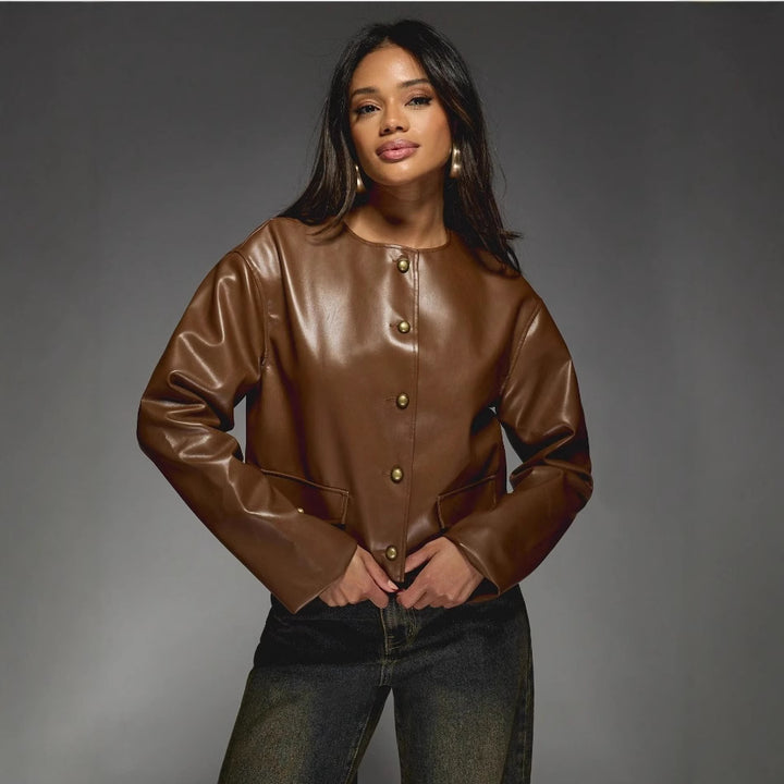 Damen Kunstlederjacke mit glänzendem Finish und dekorativen Knöpfen Drune