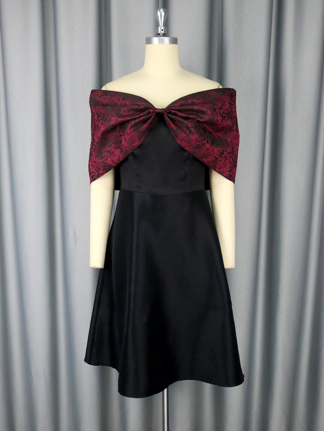 Damen elegantes Cocktailkleid mit modischem Schulterdesign Drune