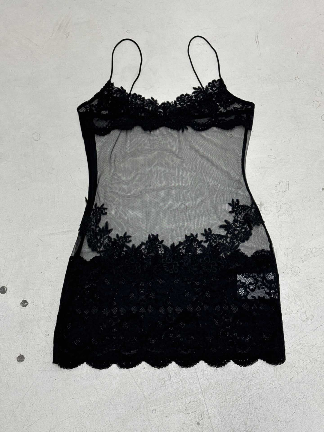 Damen Elegantes transparentes Spitzen-Nachtkleid mit verführerischen Akzenten Drune