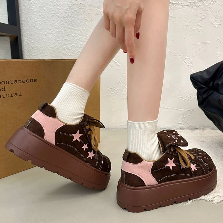 Damen Plateau-Sneaker mit modischen Sternen-Details und bequemem Klettverschluss Drune