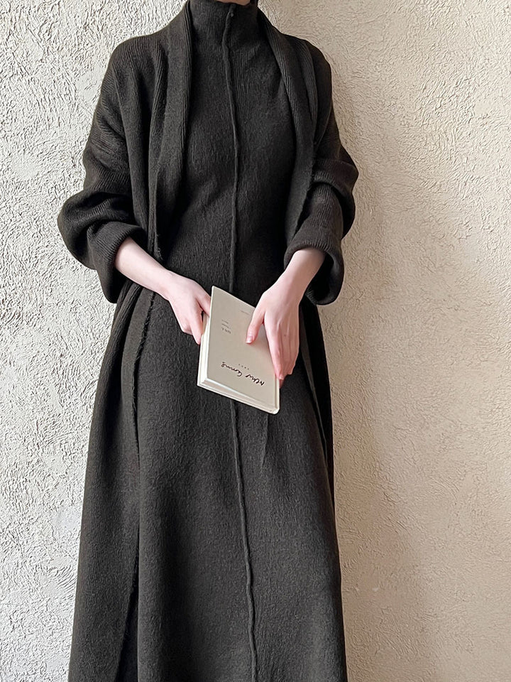 Damen Strickkleid mit hochwertigem Stehkragen und dekorativen Ärmeln Drune