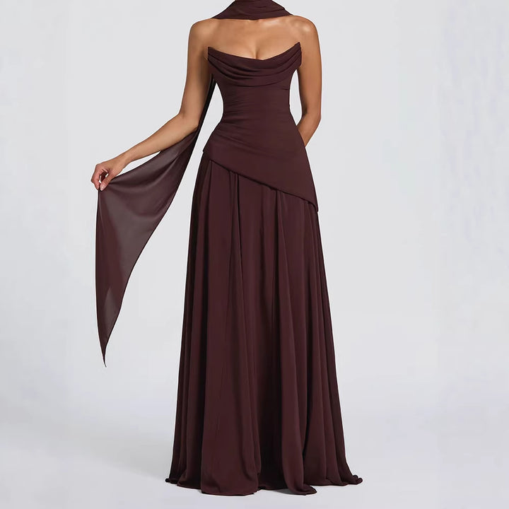 Damen elegantes maxikleid mit schulterfreiem Design und raffinierten Drapierungen Drune