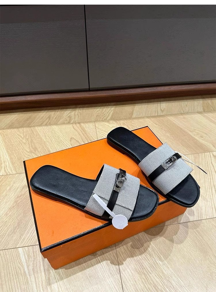 Damen Stylische Flache Sandalen mit modischem Schnallenakzent Drune
