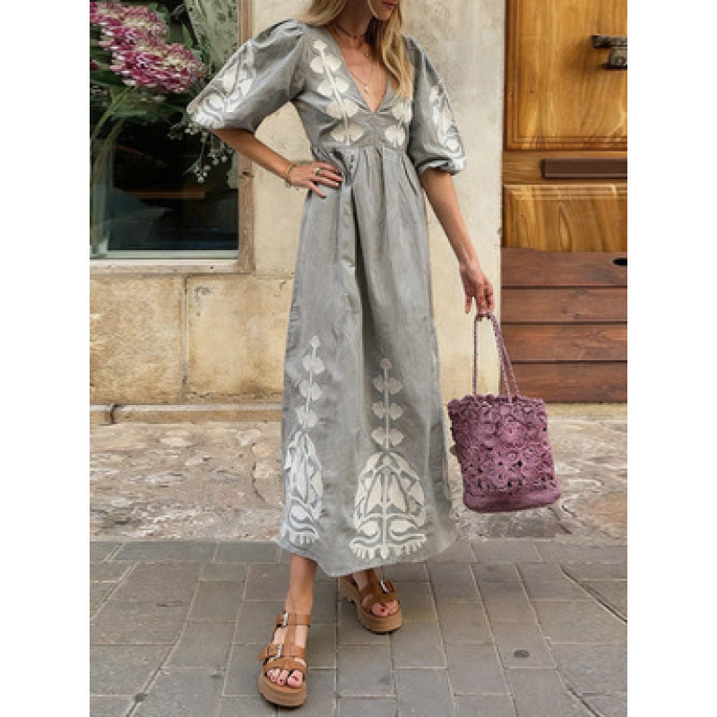 Damen Midikleid mit luftigen Puffärmeln und floralem Stickdesign Drune