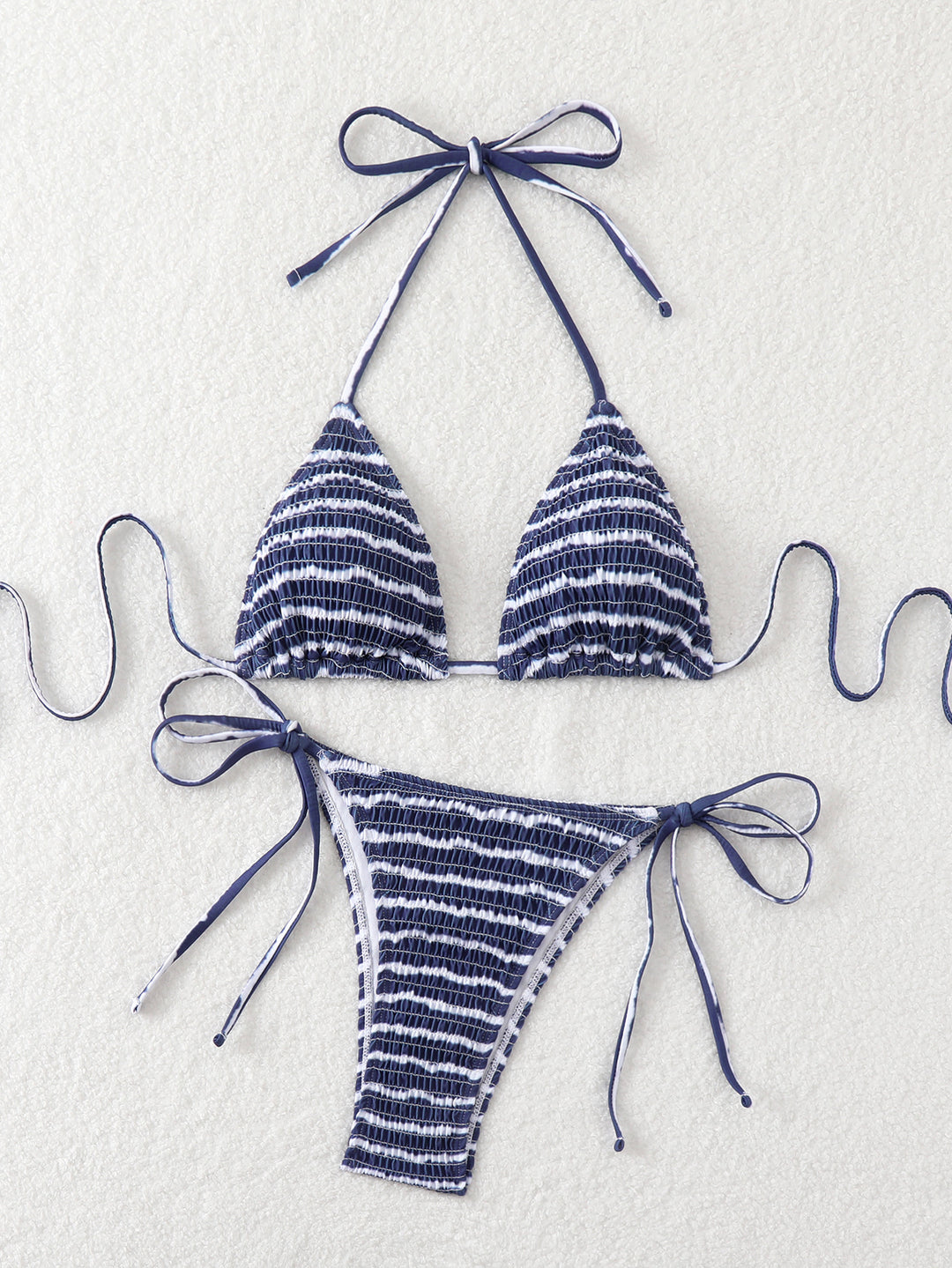 Damen Triangel-Bikini mit feinem Streifenmuster und raffinierten Bindebändern Drune