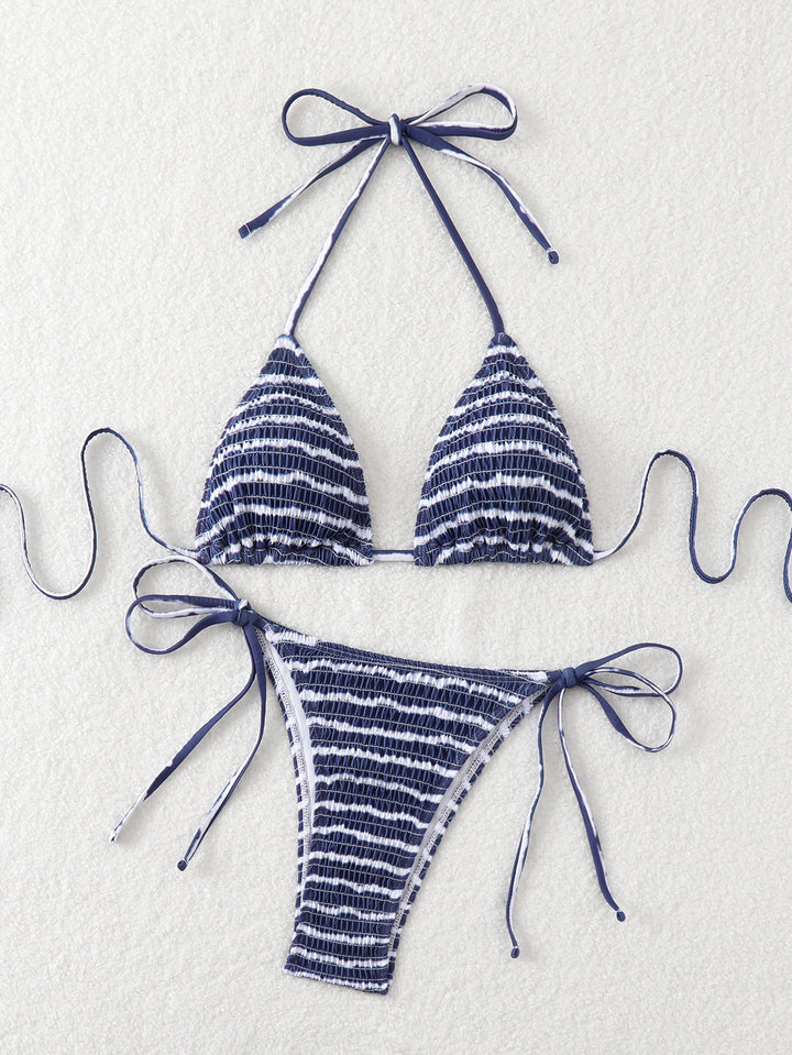 Damen Triangel-Bikini mit feinem Streifenmuster und raffinierten Bindebändern Drune