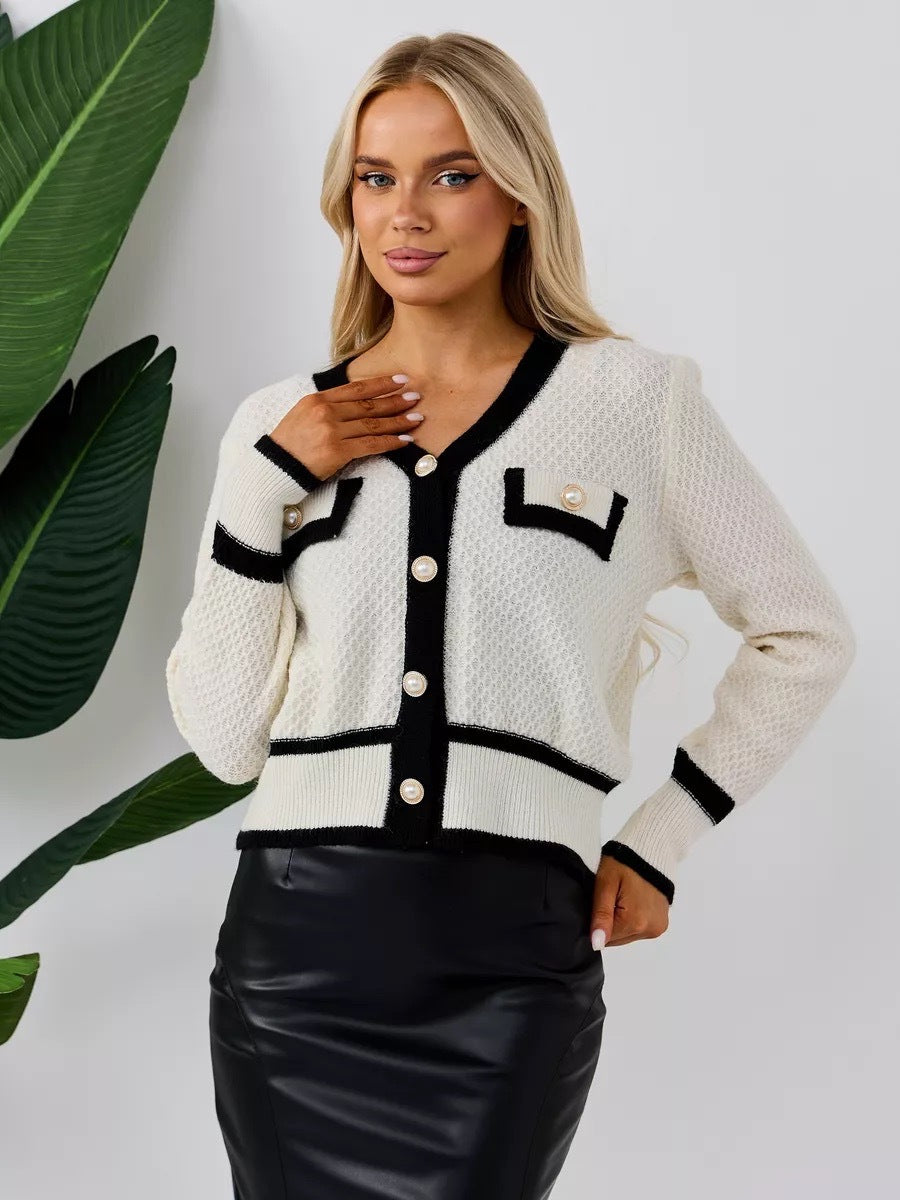 Damen Strickjacke mit Knopfdetails und kontrastierenden Abschlüssen Drune