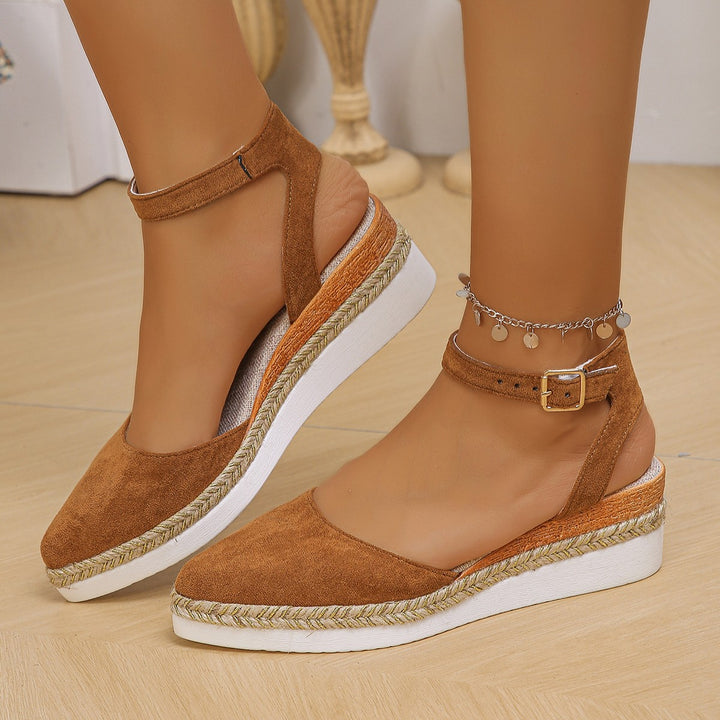 Damen Keil-Pantoletten mit trendiger Jute-Sohle und elegantem Riemendesign Drune