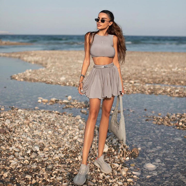 Damen Sportliches Crop-Top und Skaterrock Set Drune