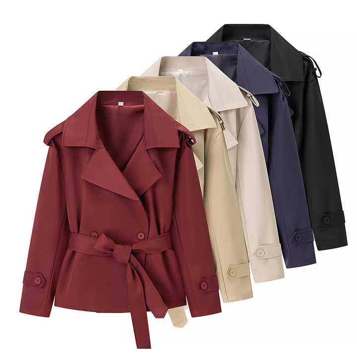Damen nan Kurz-Trenchcoat mit Taillengürtel, doppelreihiger Knopfleiste und Schulterpatten Drune