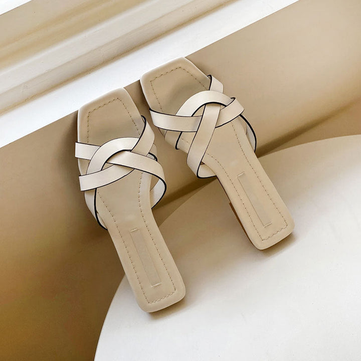 Damen elegante Riemensandalen mit modernem Kreuzdesign und flacher Sohle Drune
