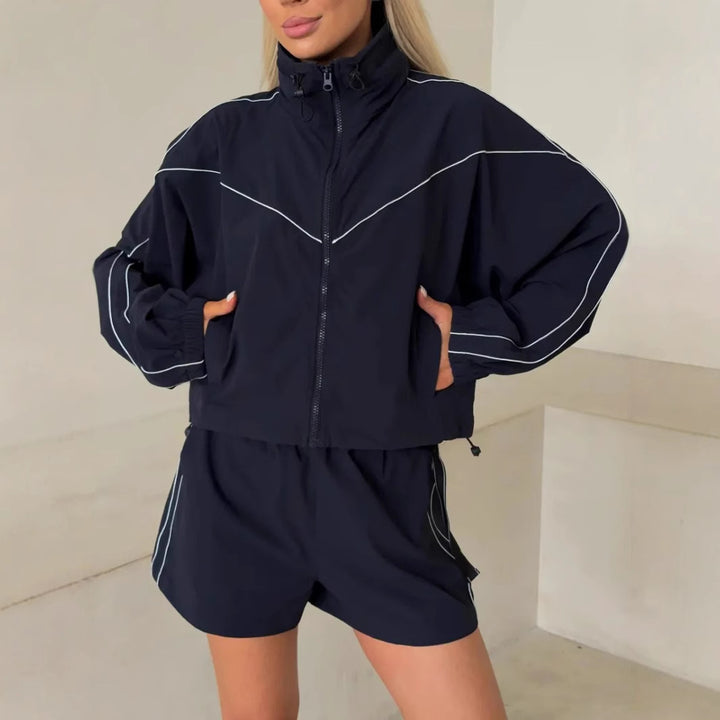 Damen sportlicher Zweiteiler mit cropped Jacke und Shorts Drune