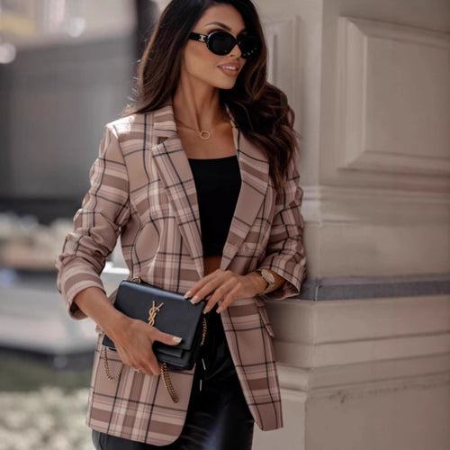 Damen Karierter Blazer mit modernem Schnitt und eleganten Akzenten Drune
