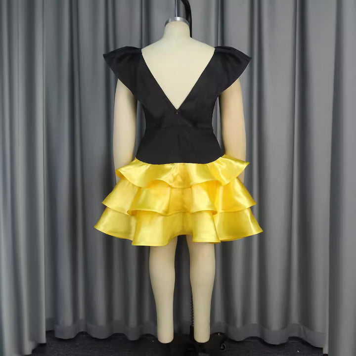 Damen Cocktailkleid mit voluminösem Rüschensaum und elegantem V-Ausschnitt Drune