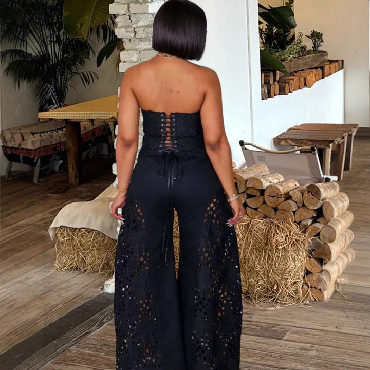 Damen Elegantes Jumpsuit mit floralen Lochdetails Drune