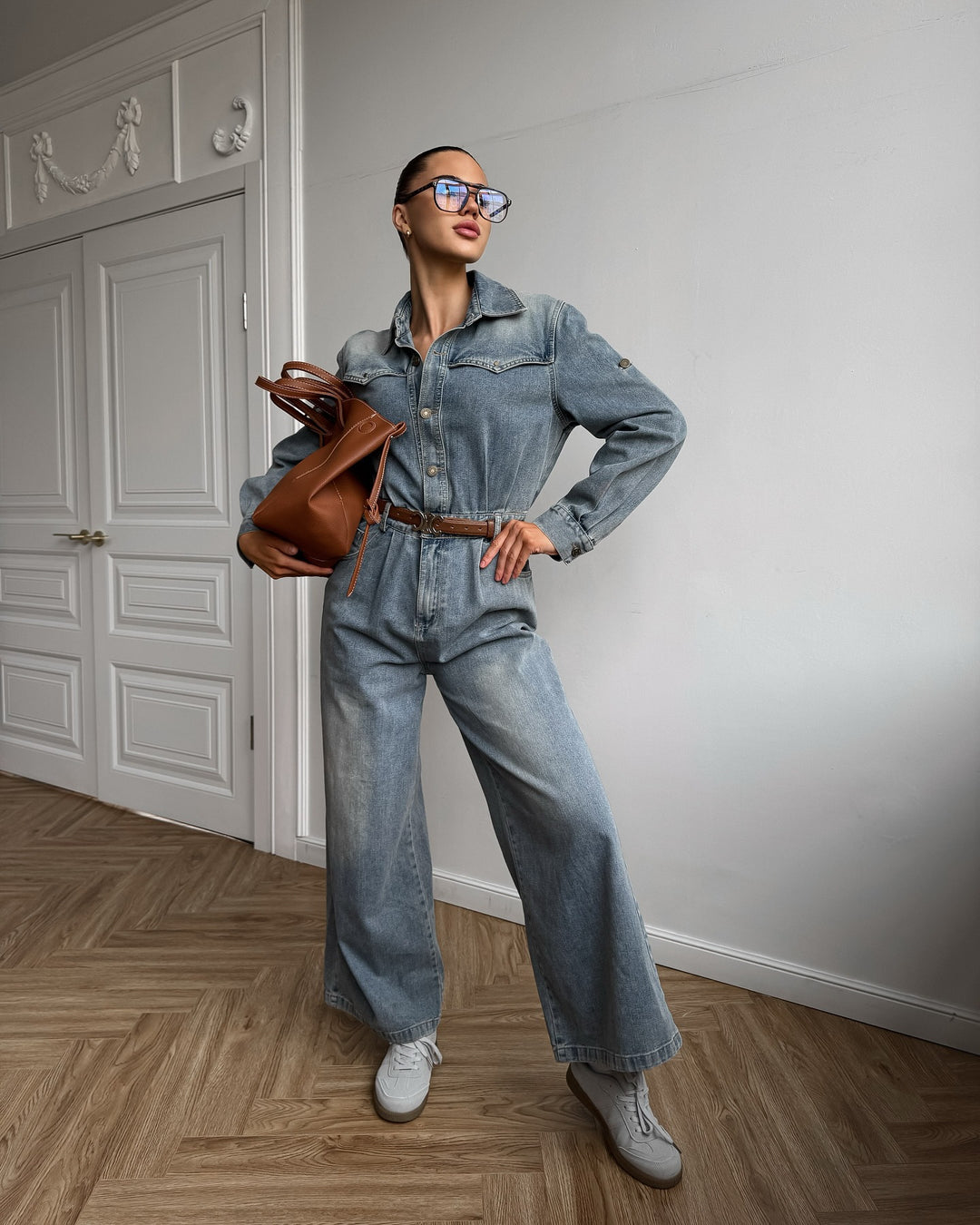 Damen Denim-Jumpsuit mit weitem Bein und modischem Kragen Drune