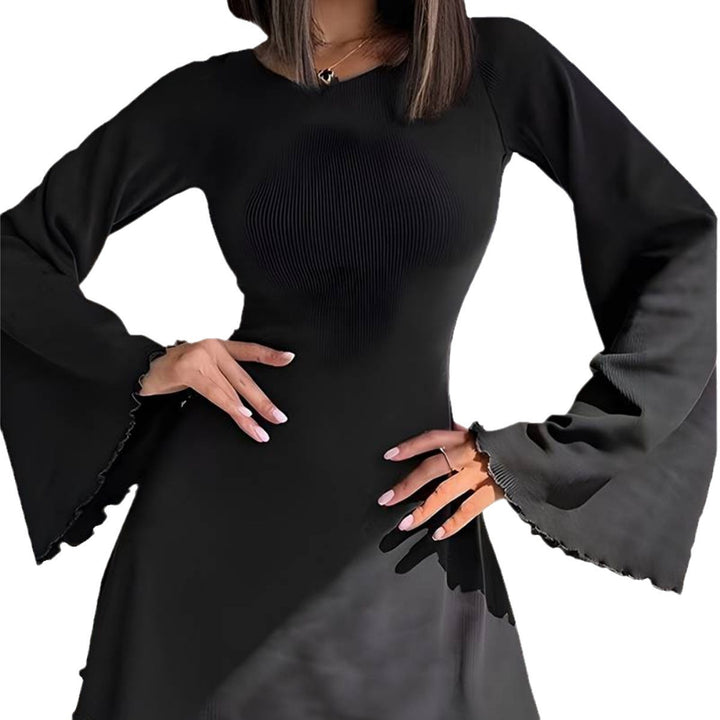 Damen Minikleid mit Trompetenärmeln und skulpturalem Saum Drune