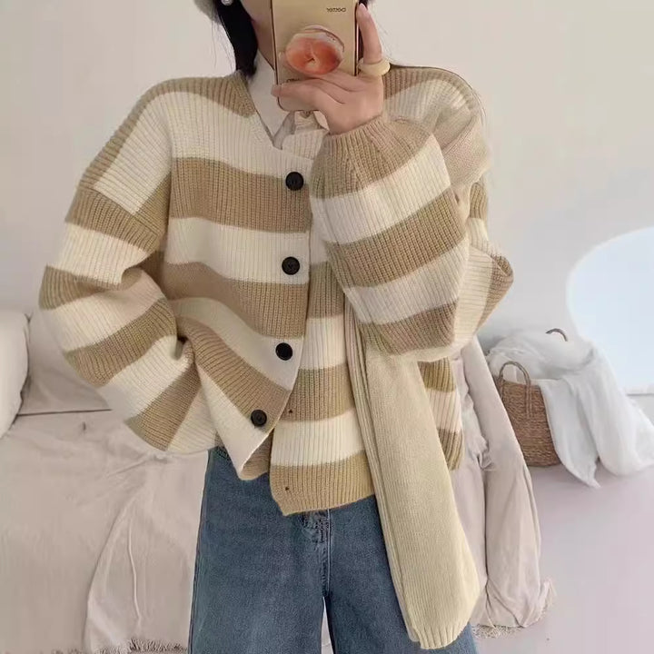 Damen Strickjacke mit Druckknopfverschluss und breiten Streifen Drune