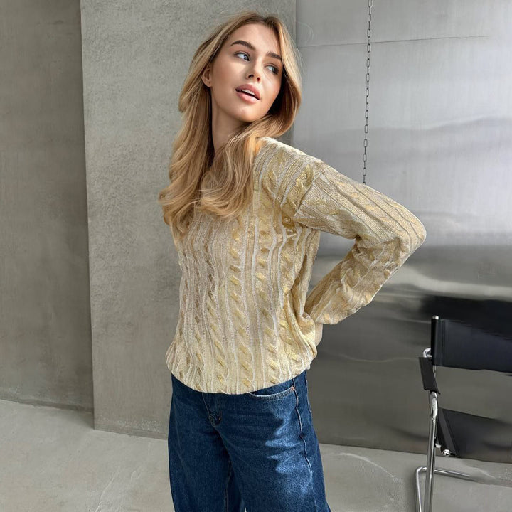 Damen Grobstrickpullover mit detailliertem Zopfmuster und oversized Schnitt Drune