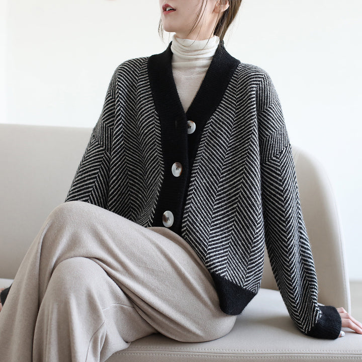 Damen modische Strickjacke mit Chevron-Muster und eleganten Knöpfen Drune