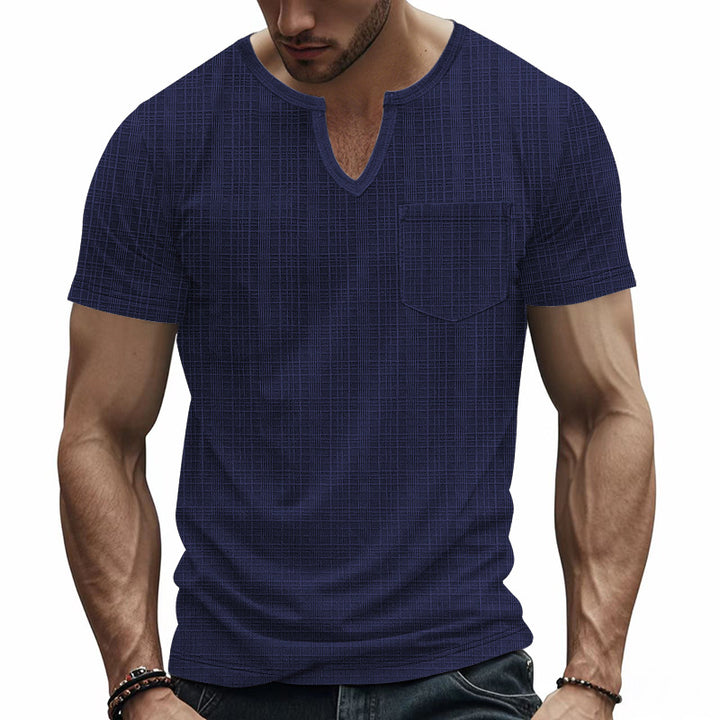 Herren nan Kurzarmshirt mit geschlitztem V-Ausschnitt strukturierter Leinenoptik und aufgesetzter Brusttasche Drune