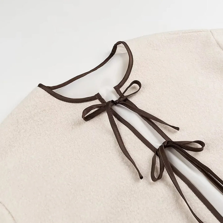 Damen flauschige Kurzjacke mit dekorativem Bindeband Drune