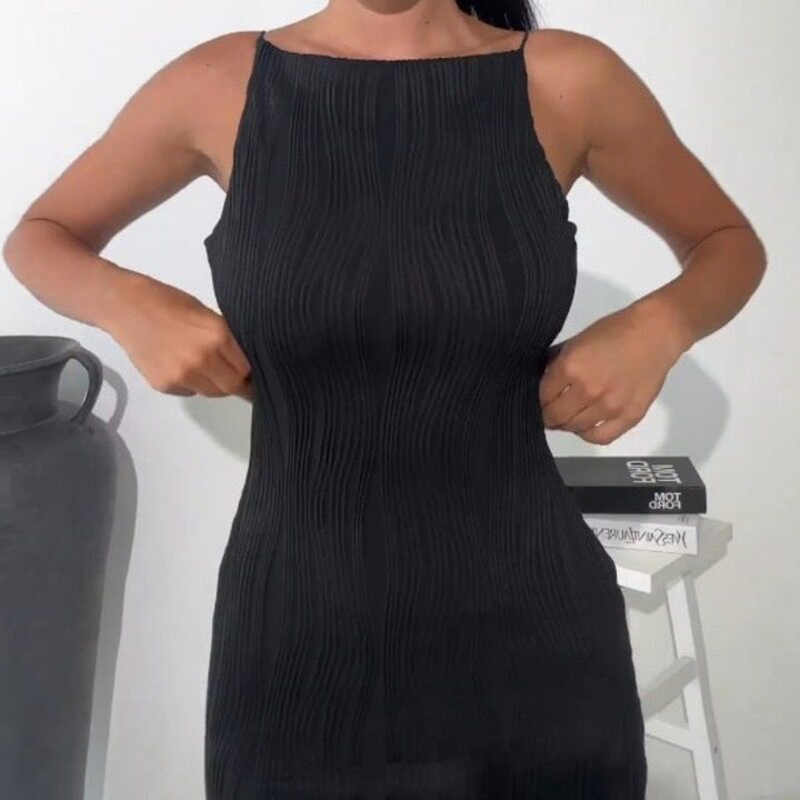 Damen figurbetontes Minikleid mit feinen Plissee-Details Drune