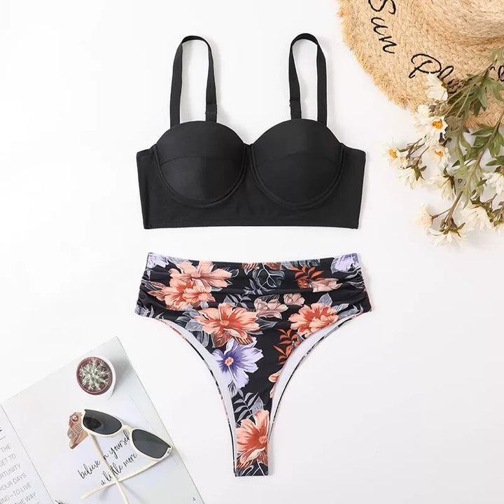 Damen Bikini-Set mit gepolstertem Oberteil und modischen floralem Slip Drune