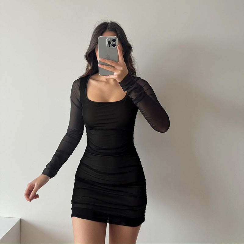 Damen figurbetontes Minikleid mit transparenten langärmeligen Einsätzen und Rüschendetails Drune