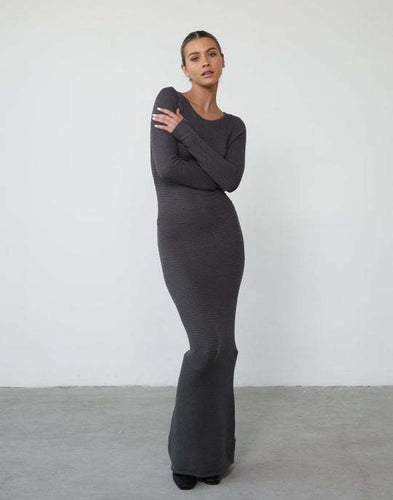 Damen figurbetontes Maxikleid aus hochwertigem Rippstrickstoff mit tiefem Ausschnitt Drune
