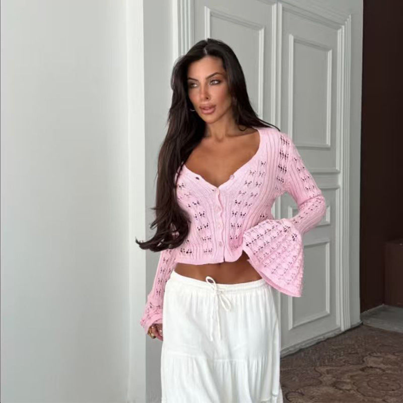 Damen Strickjacke im filigranen Design mit herzförmigen Ausschnitten Drune