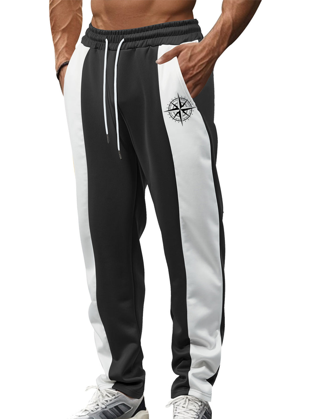 Herren nan sportive Trackpants mit seitlichen Kontrastbahnen elastischem Bund Kordelzug und Hirschstickerei Drune