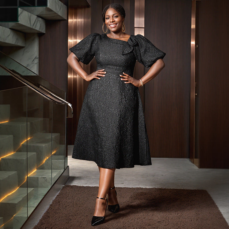 Damen Kleid mit elegantem Blumendruck und dekorativer Schleifenverzierung Drune