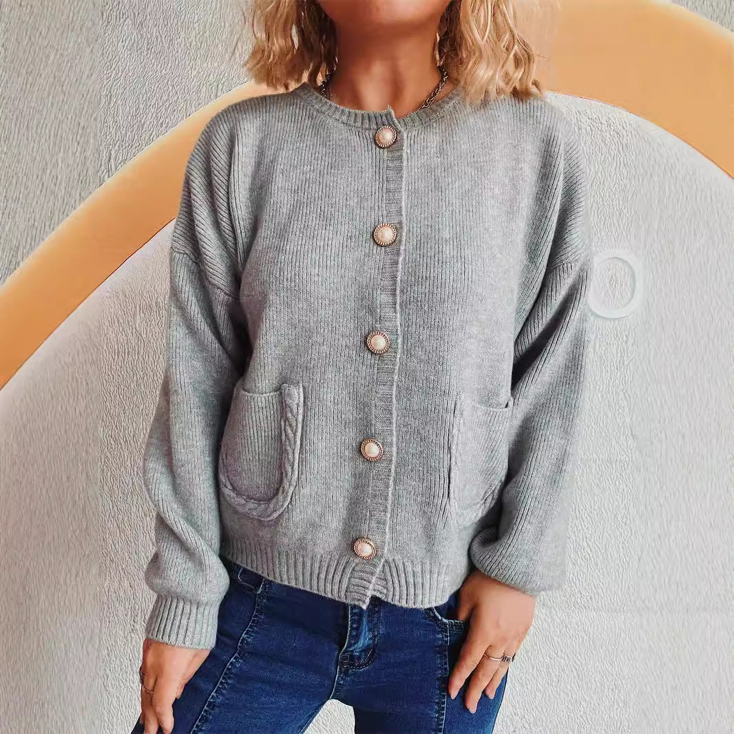 Damen Strickjacke mit dekorativen Perlenknöpfen und praktischen Taschen Drune