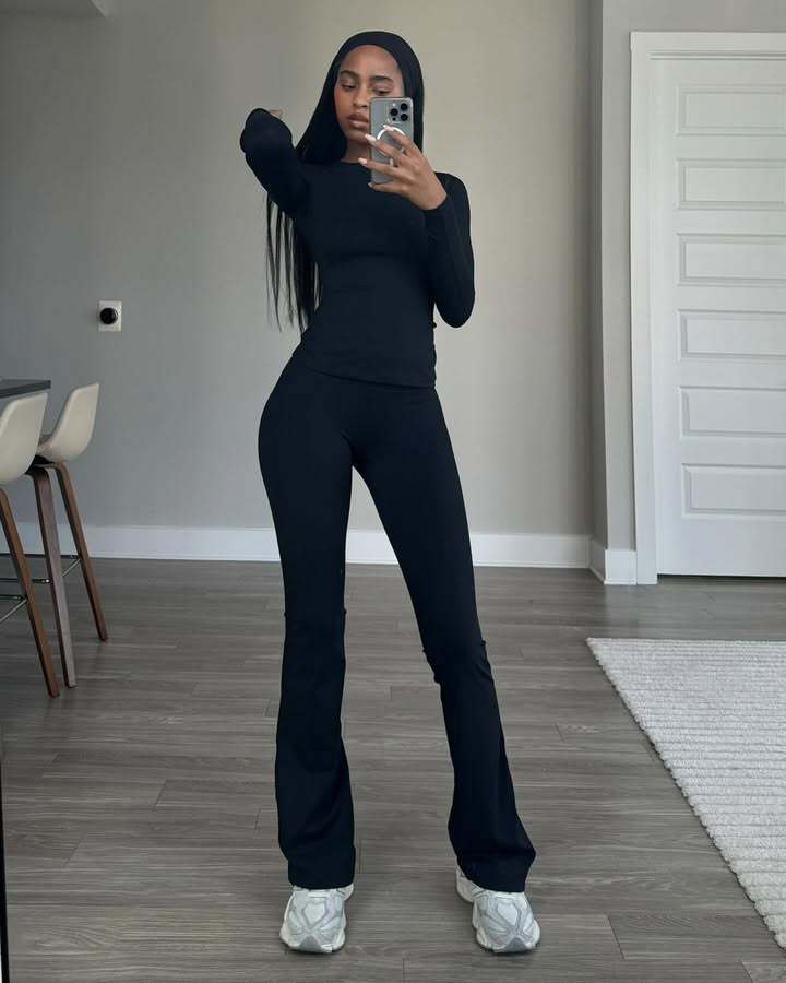Damen sportlicher Bodysuit mit langem Arm und ausgestelltem Bein Drune