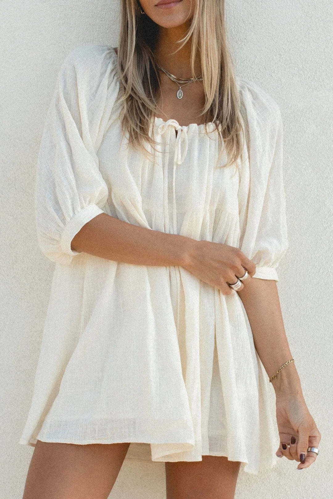 Damen luftiges Strandkleid mit raffiniertem Schnürdesign Drune