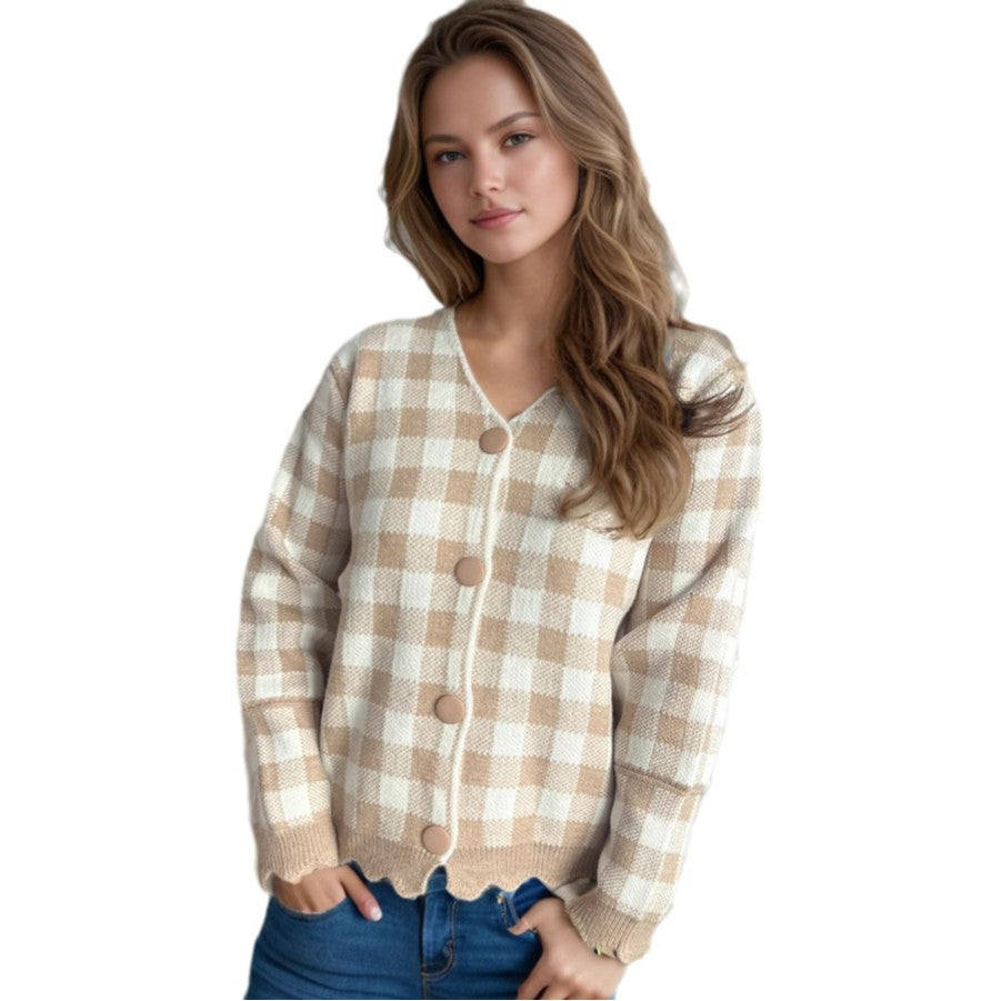 Damen Strickjacke mit Kontrastmuster und Knopfdetails Drune