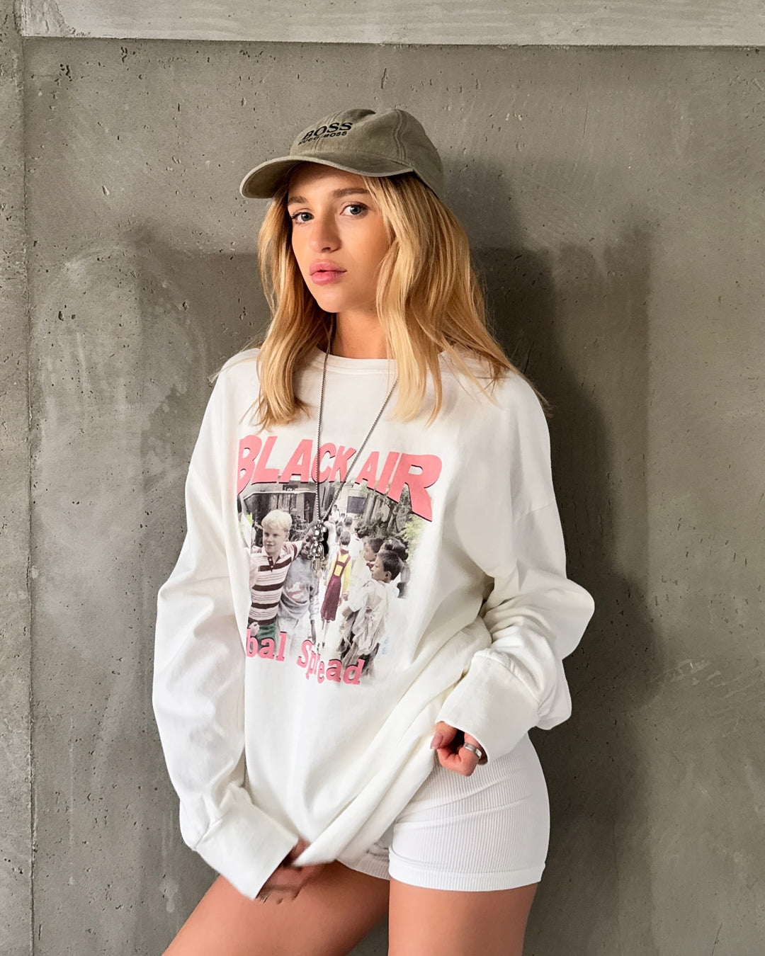 Damen stylisches Longsleeve mit kreativem Grafikdesign und lässigem Schnitt Drune