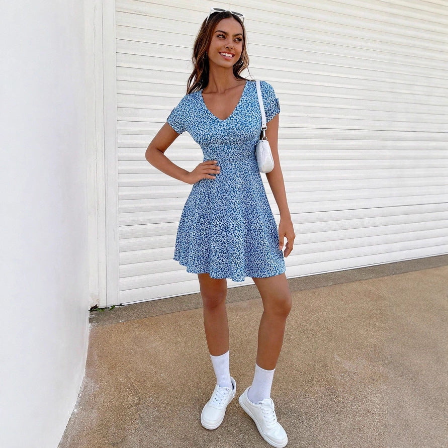 Damen Sommerliches Freizeitkleid mit floralen Mustern und schwingendem Rock Drune
