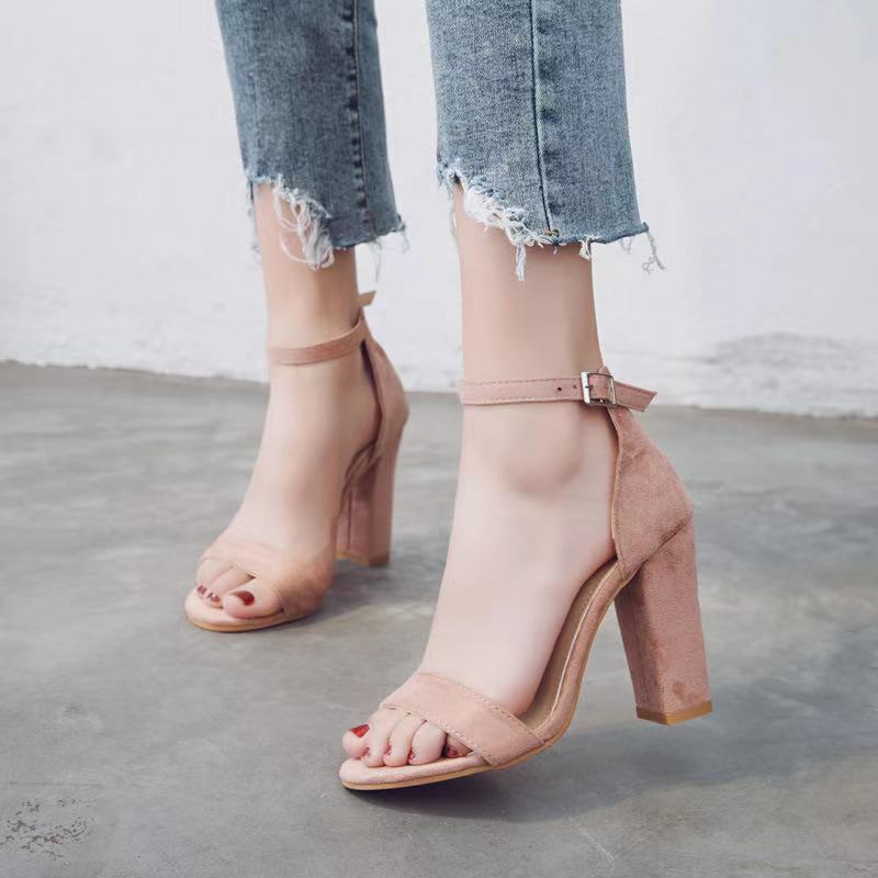 Damen Sandalen mit elegantem Blockabsatz und verstellbarem Knöchelriemen Drune