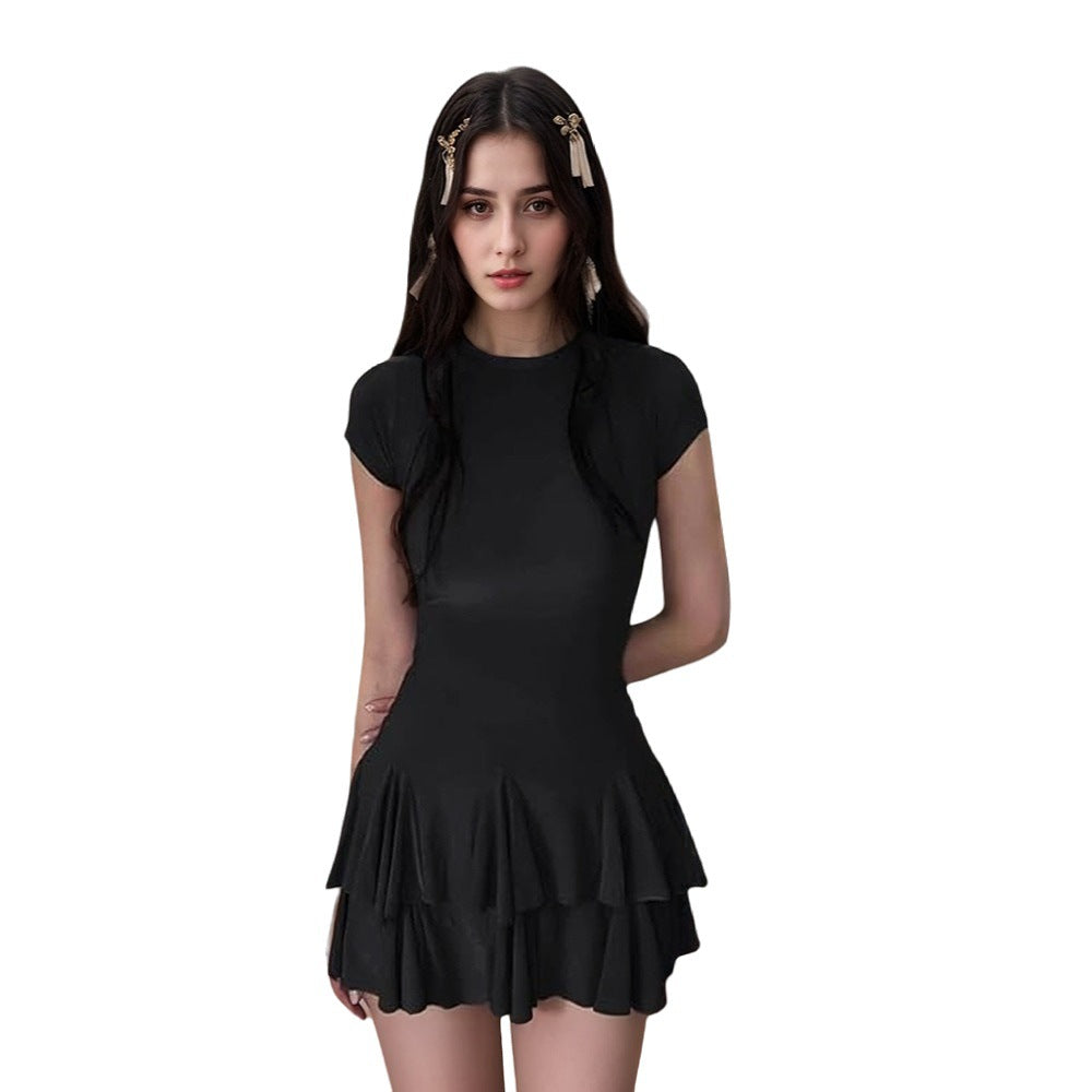 Damen Minikleid mit Rüschensaum und figurbetontem Schnitt Drune