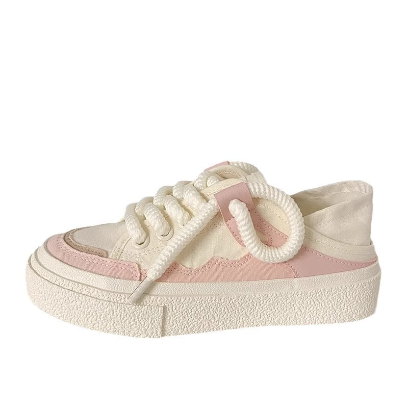 Damen Sneakers mit dickem Profil und innovativen Schnürdetails Drune