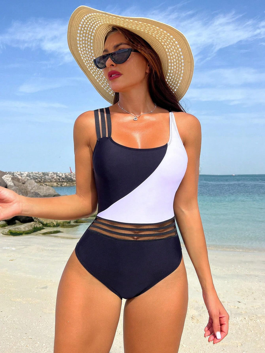 Damen Sportlicher Einteiler Badeanzug mit innovativem Schnitt Drune