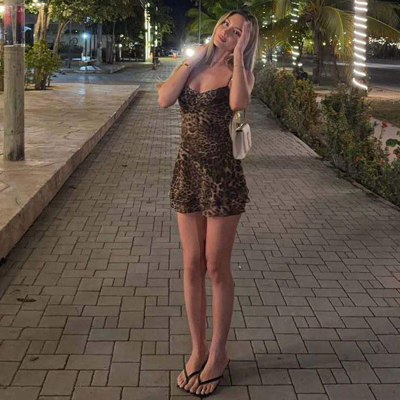Damen Nachtkleid mit tierischem Muster und zartem Spaghettiträgerschnitt Drune