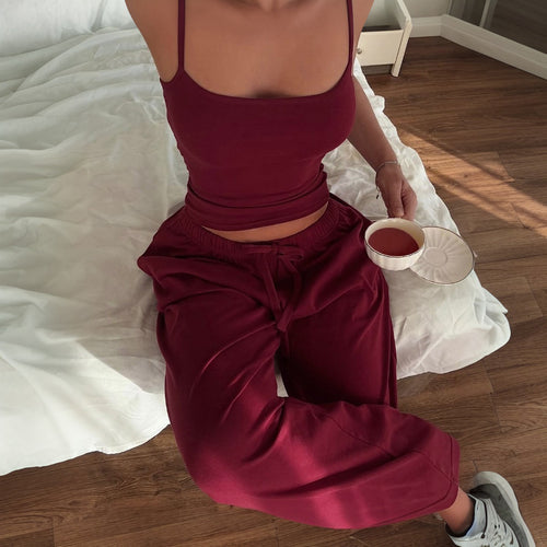 Damen Gemütliches und stylisches Lounge-Set mit weitem Bein und Trägeroberteil Drune