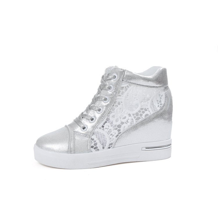 Damen Wedge-Sneaker mit modischem Spitzen-Detail und lässigem Metallic-Finish Drune
