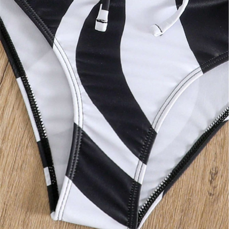 Damen Bandeau-Bikini mit verstellbaren Schnürdetails und modischem Muster Drune