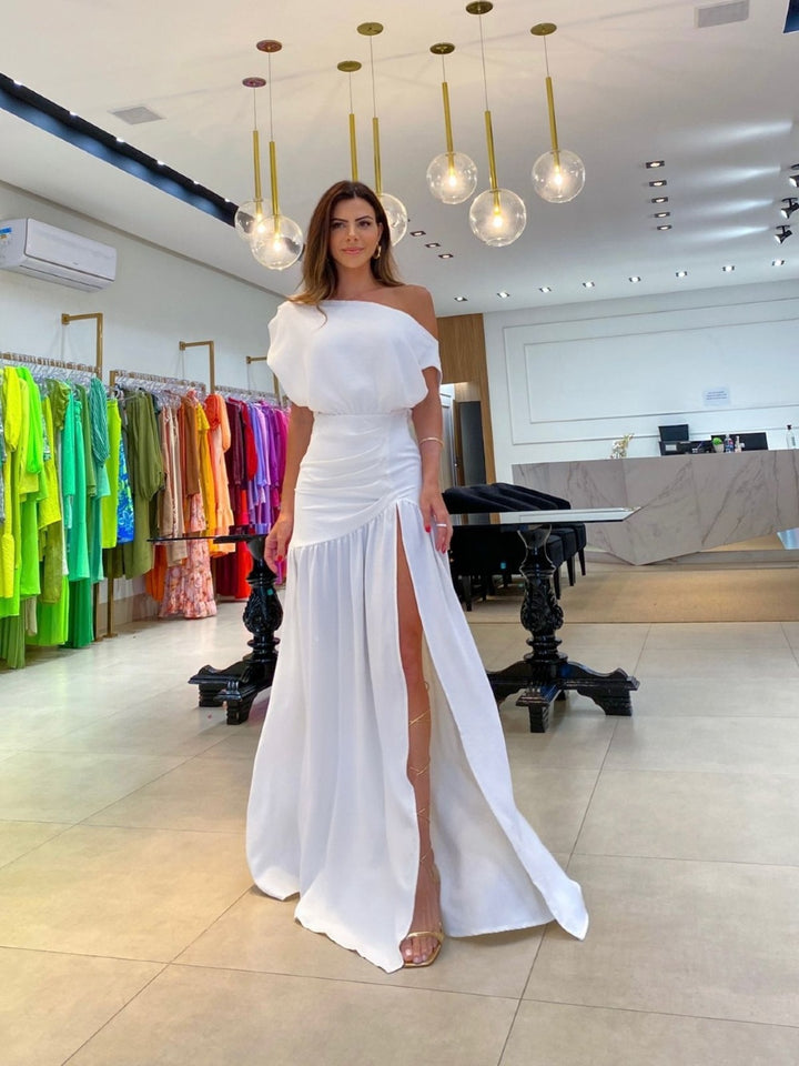 Damen Asymmetrisches Maxikleid mit Schlitz und Schulterfreiem Design Drune